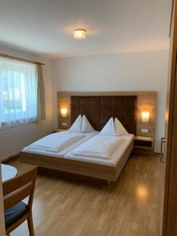 Hotel Haus Doppler Sankt Michael im Lungau Esterno foto